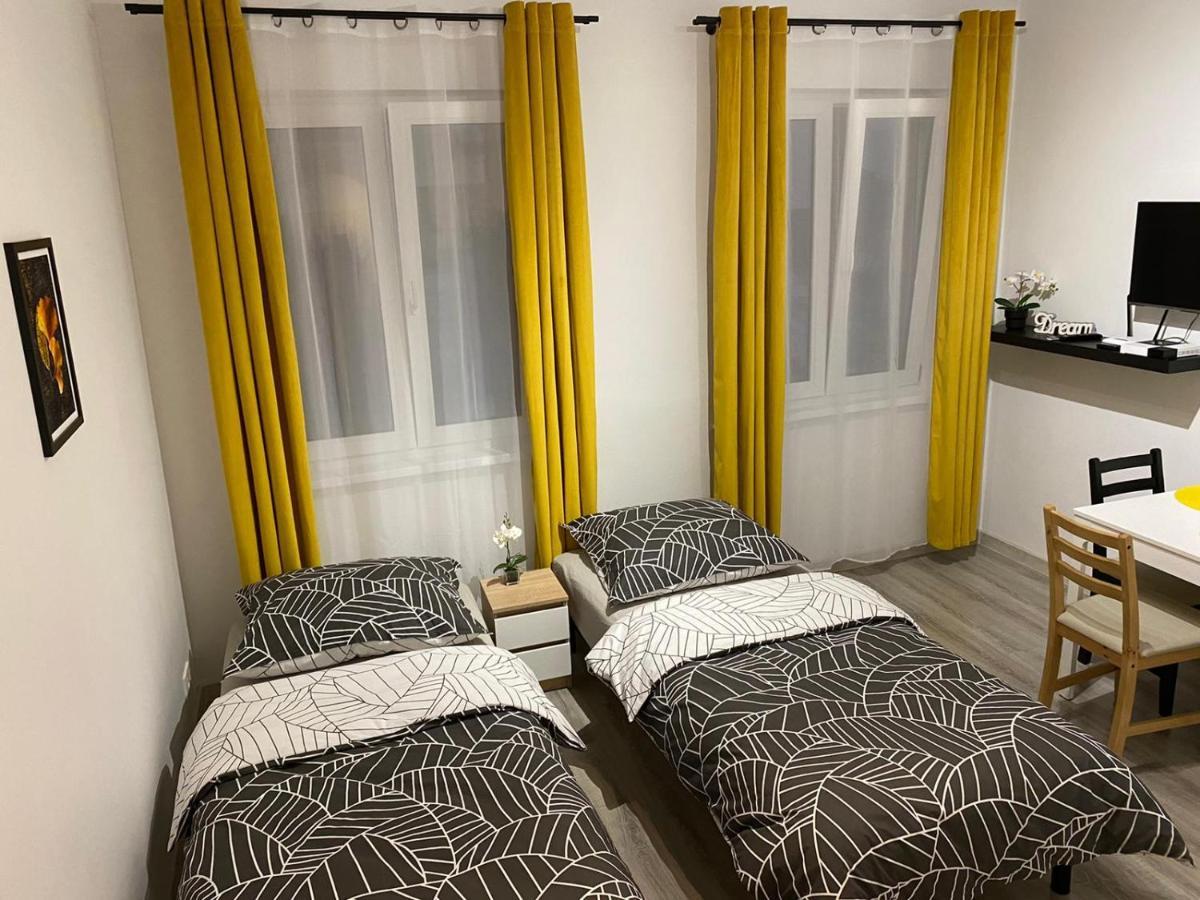Apartament Przy Rynku Kambar Apartamento Boleslawiec  Exterior foto